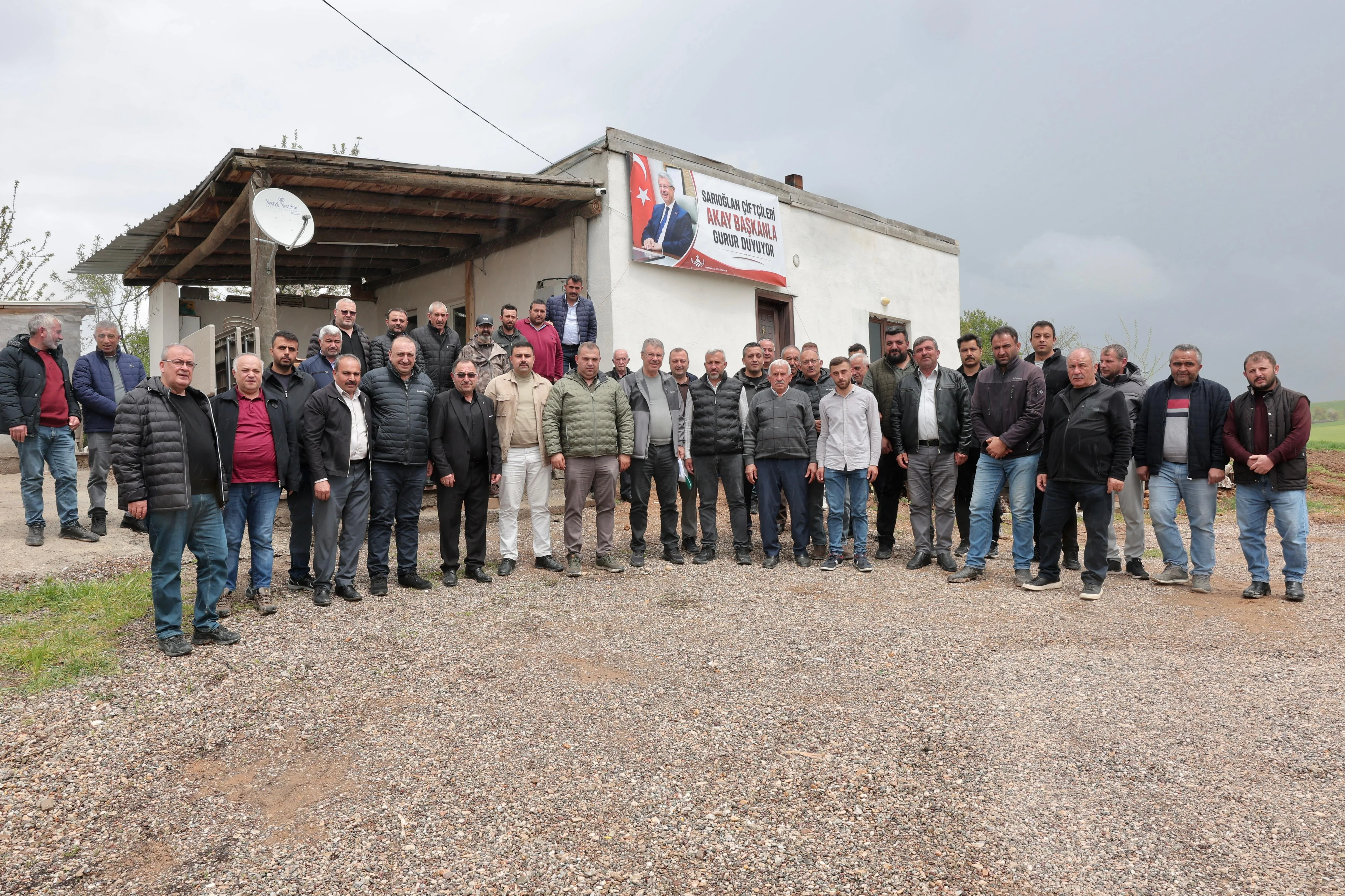 Kayseri Şeker Sahada Çiftçi İle Omuz Omuza galeri görseli