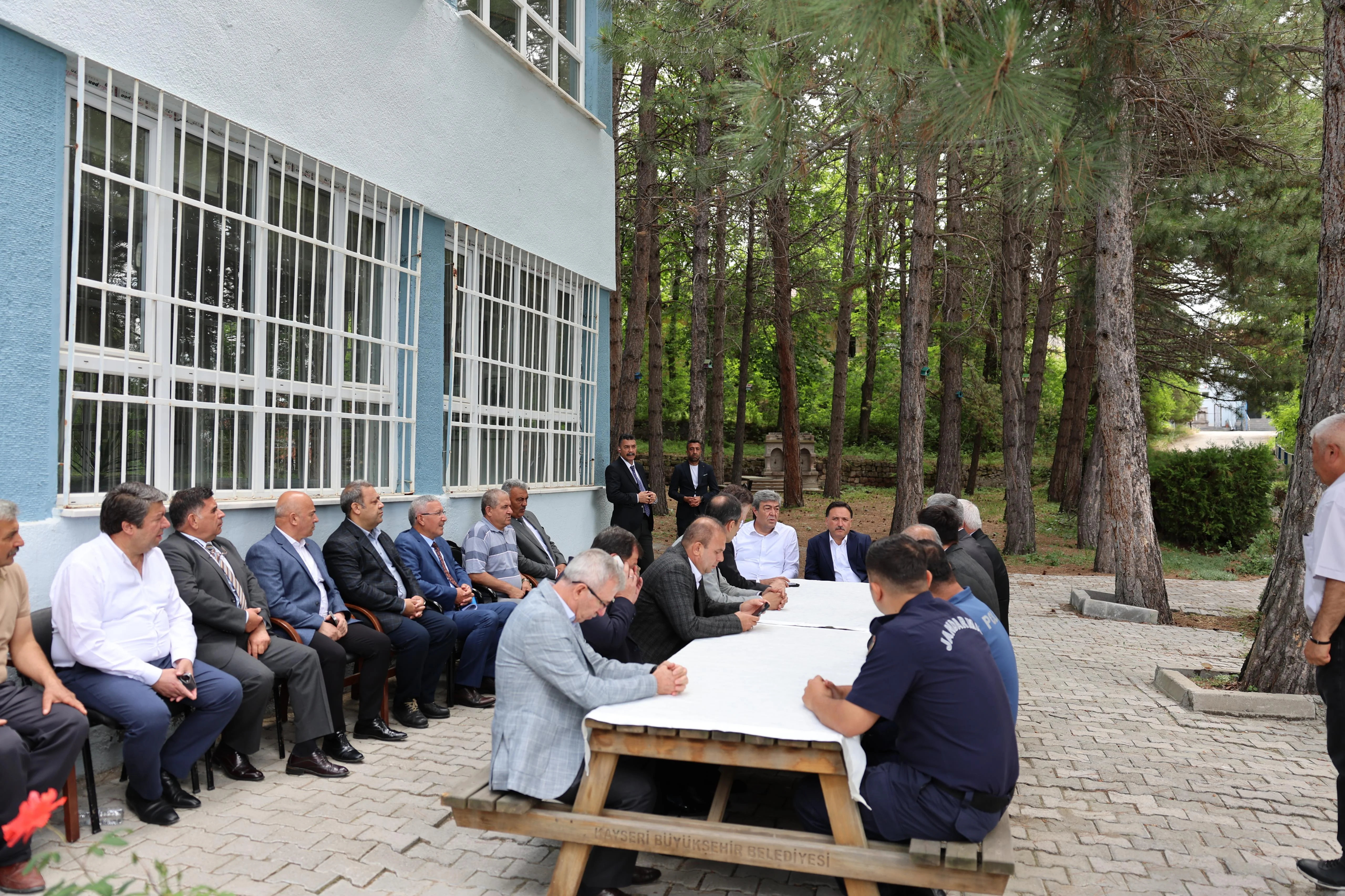 Vali Çiçek Pınarbaşı ilçesindeki yatırımları yerinde inceledi