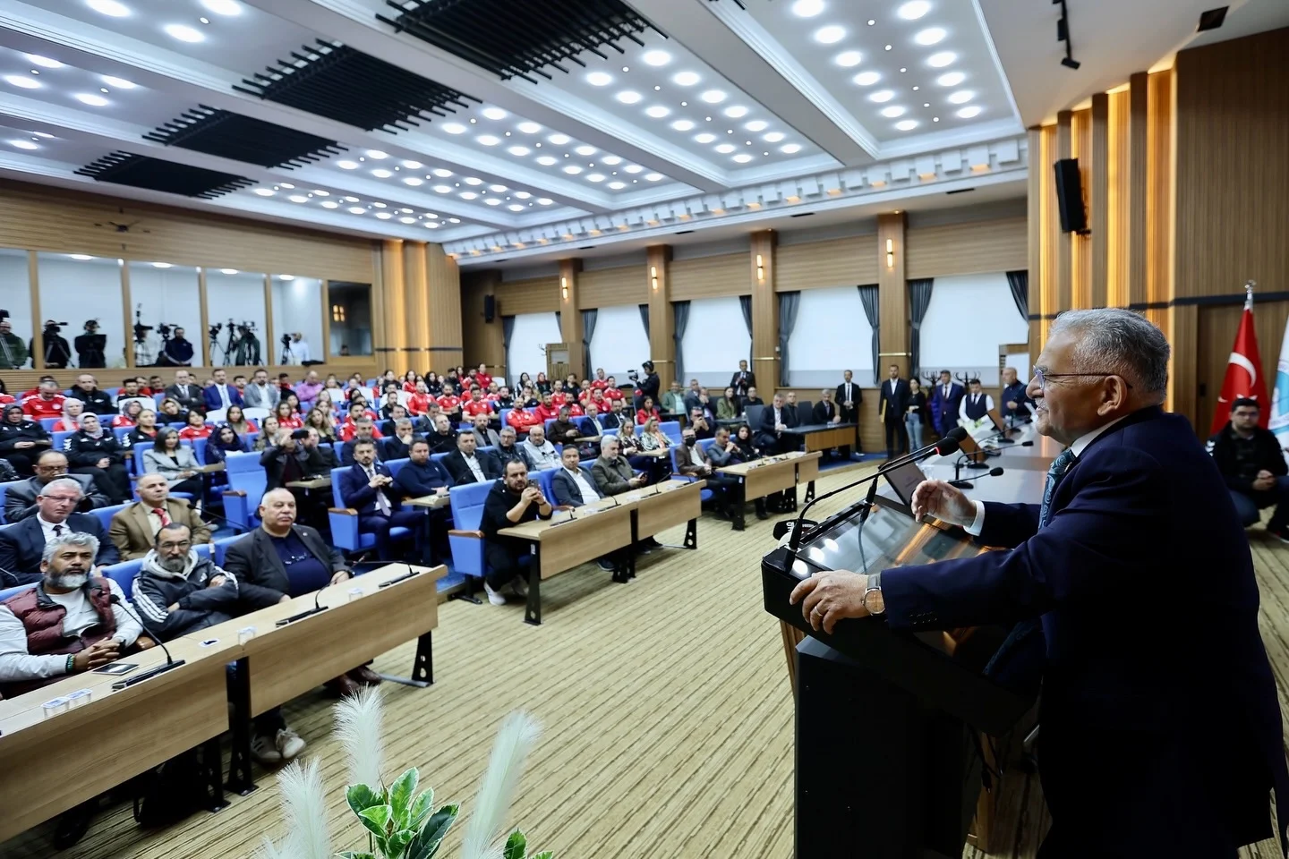 Başkan Büyükkılıç: Artık Kayseri 2029 Dünya Spor Başkenti’dir galeri görseli